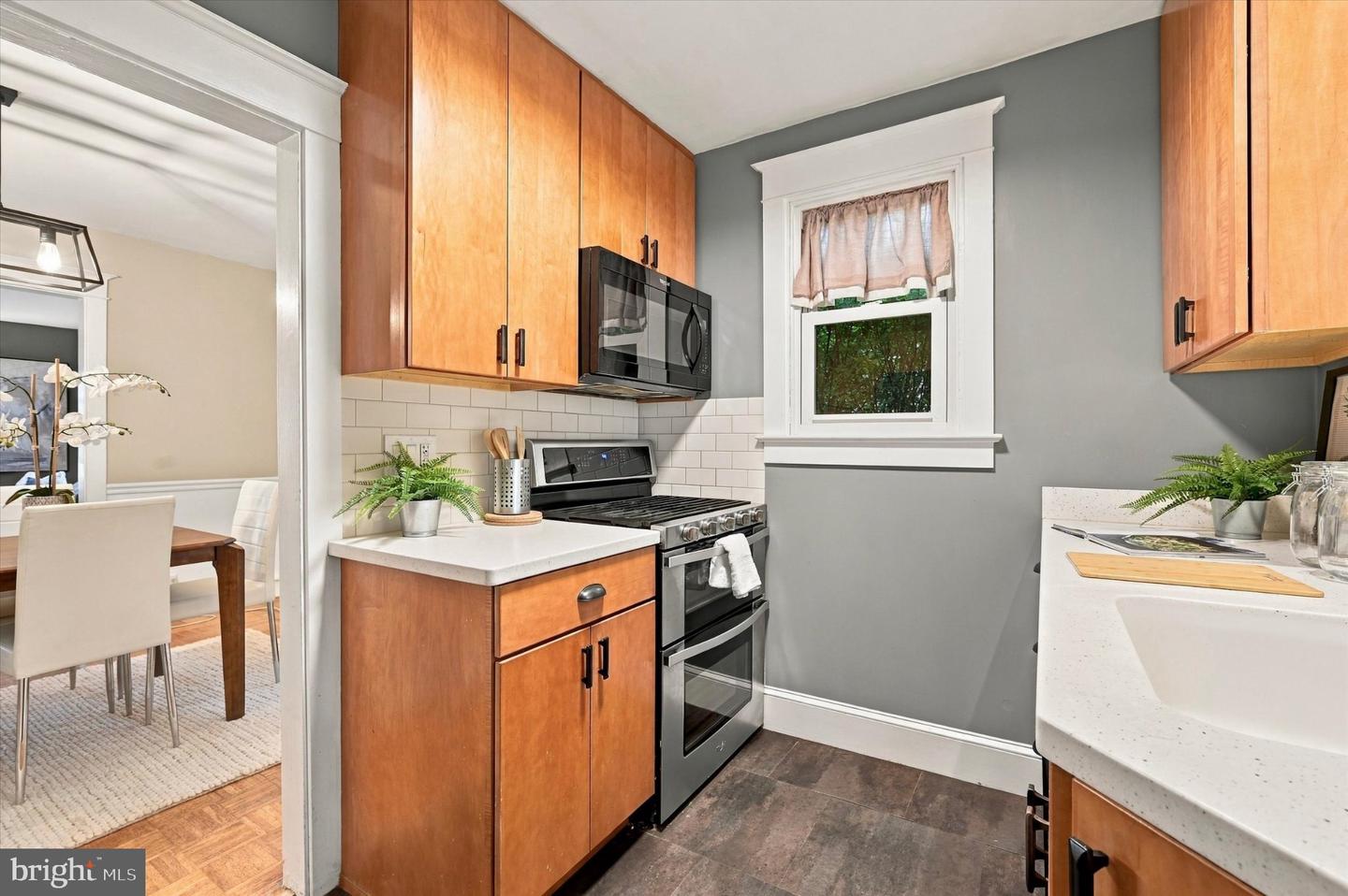614 Roberts Ave # Property Photo 9