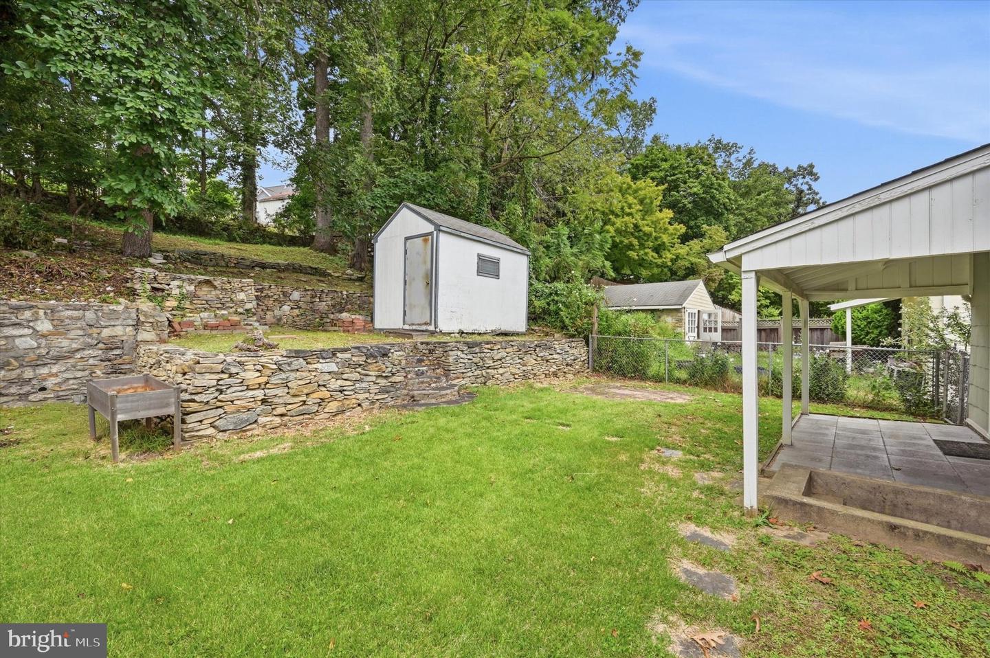 614 Roberts Ave # Property Photo 24
