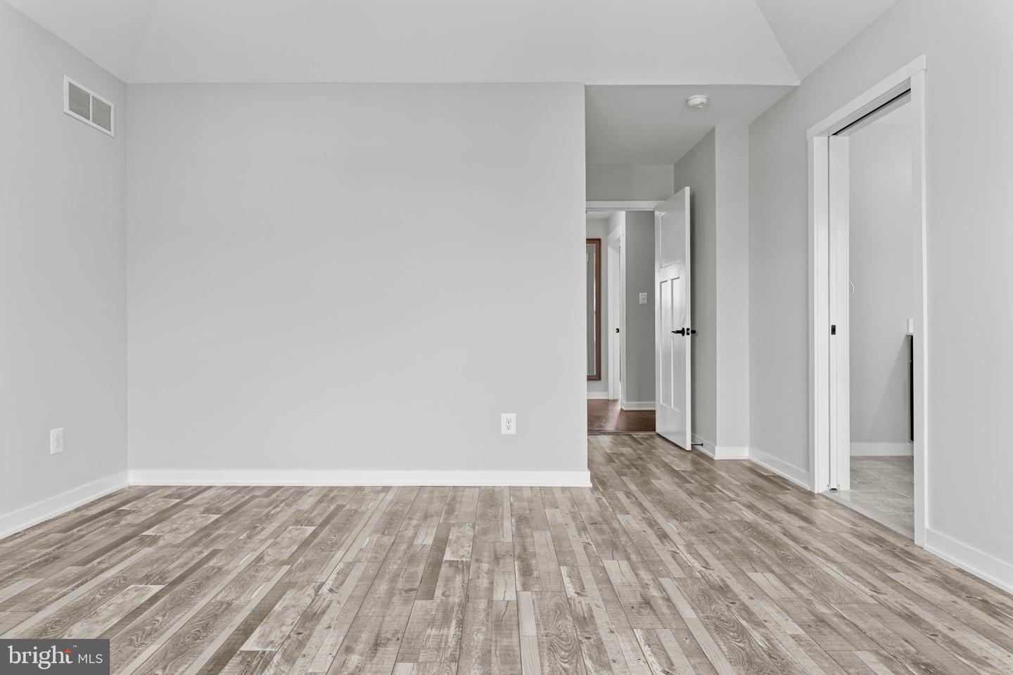 711 Mill St Property Photo 16