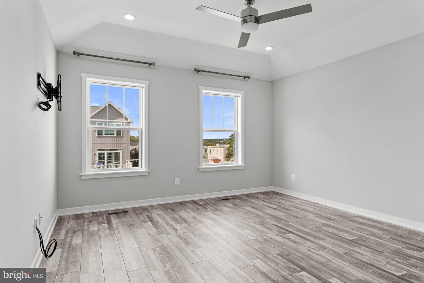 711 Mill St Property Photo 17