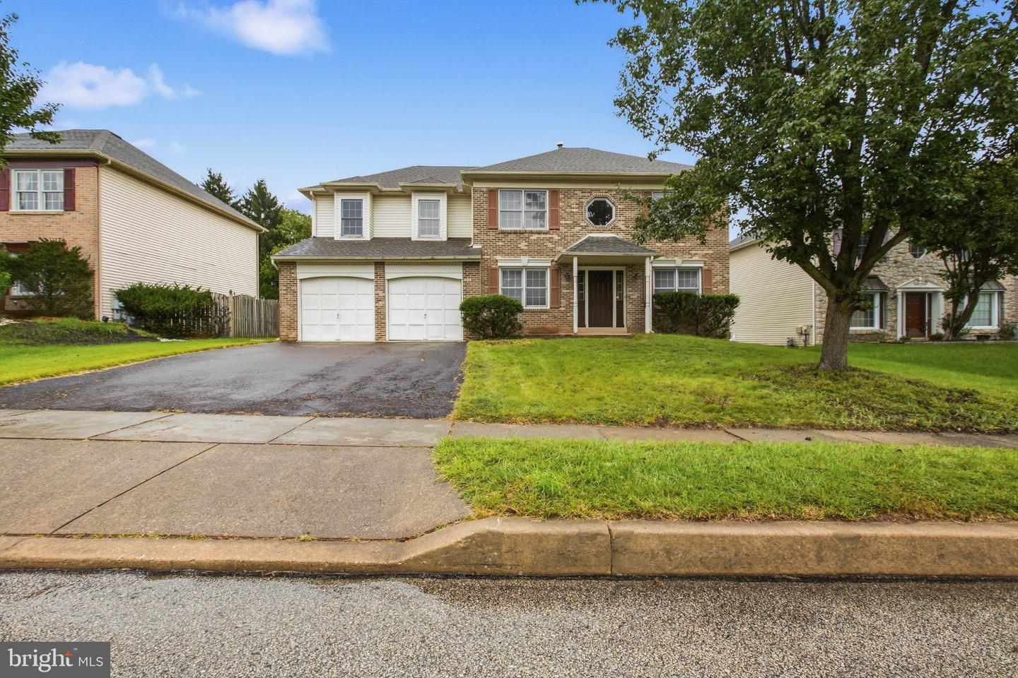 153 Hunsicker Dr # Property Photo 1