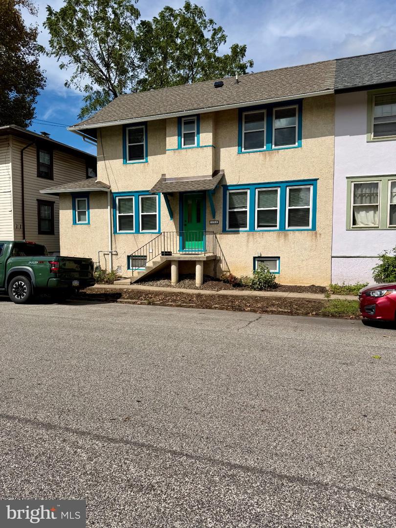 152 S KESWICK AVE Property Photo 1
