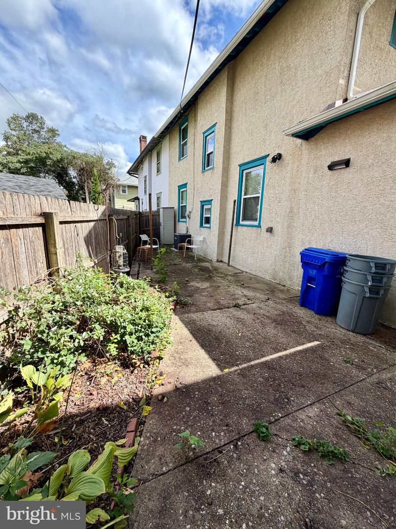 152 S Keswick Ave Property Photo 3