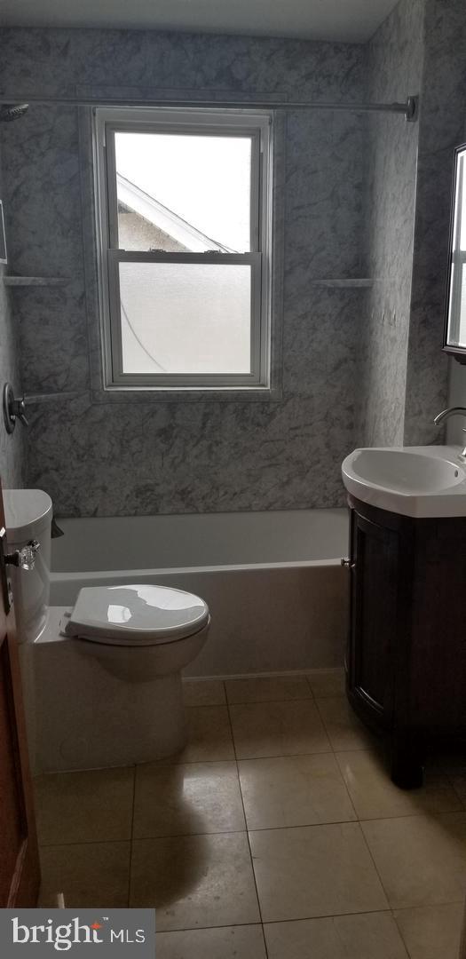 207 W 11th Ave Property Photo 21
