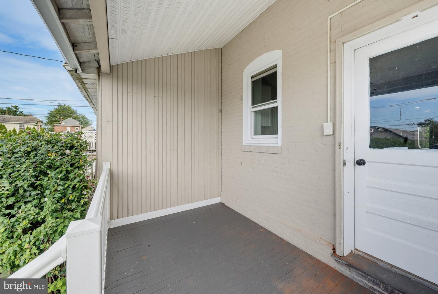 334 Railroad Ave Property Photo 19