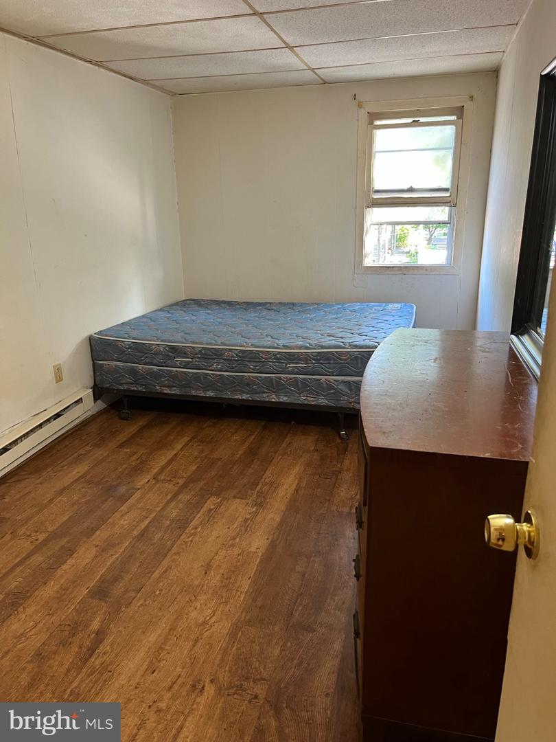 129 E High St #unit A Property Photo 7