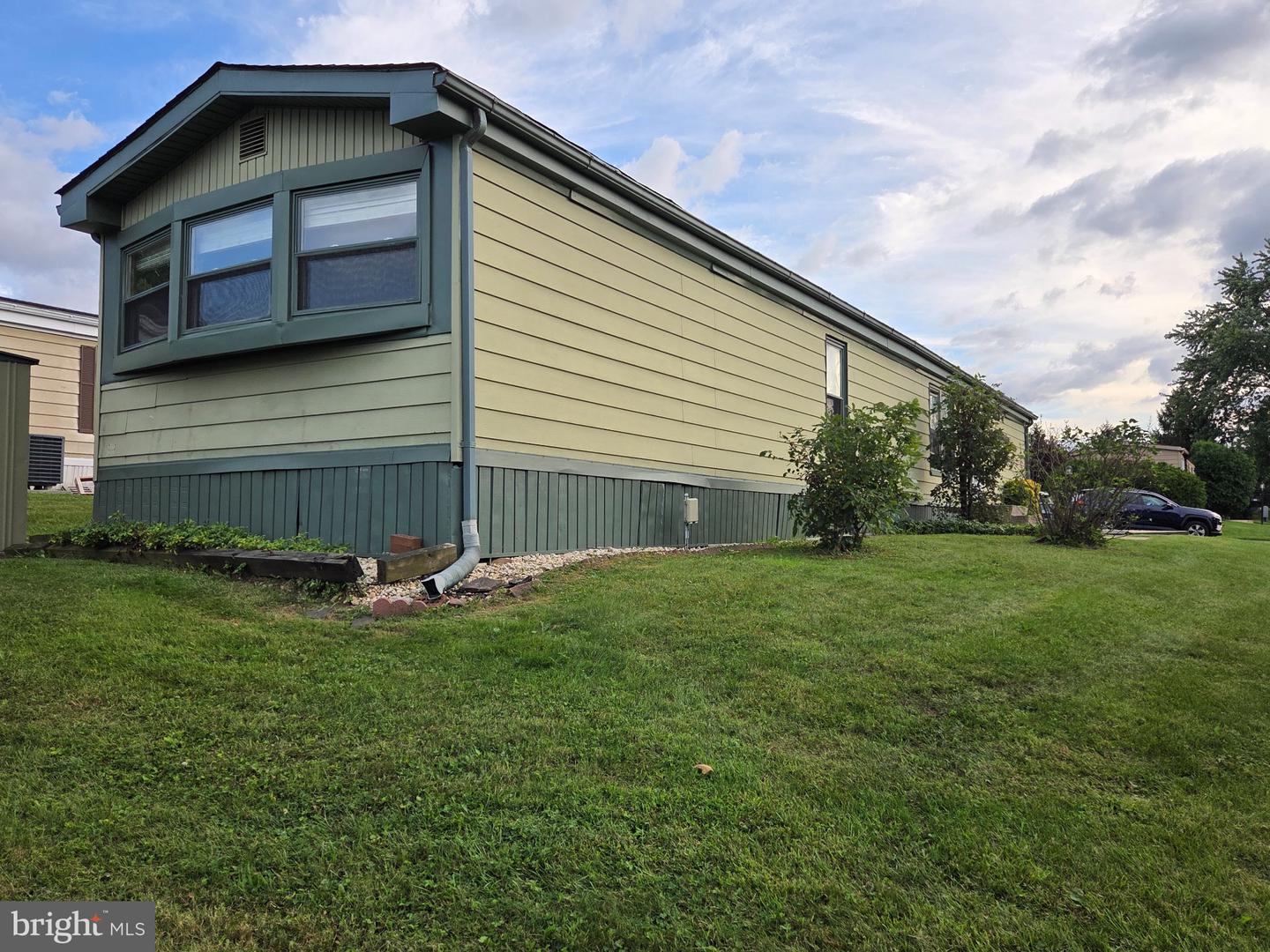157 Hillside Ct Property Photo 16