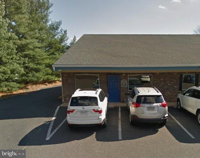 272 HUNSBERGER LN #A Property Photo 1