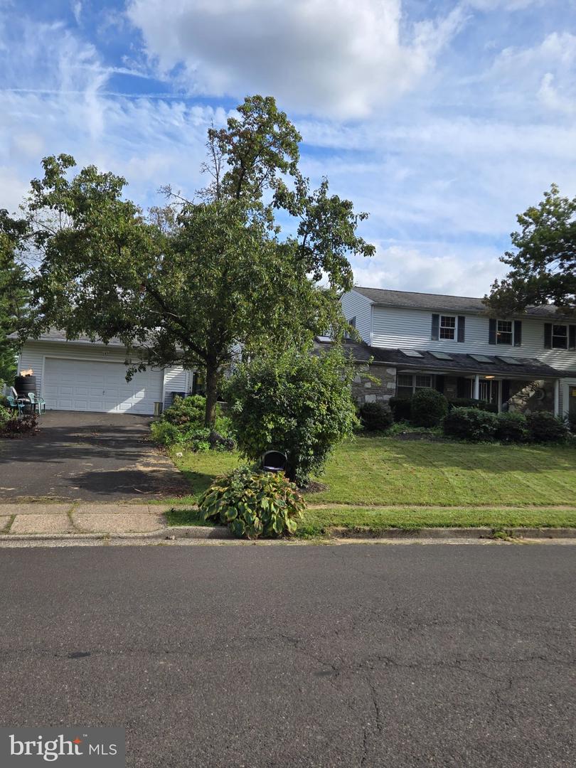 3549 Meadowlark Dr Property Photo 1