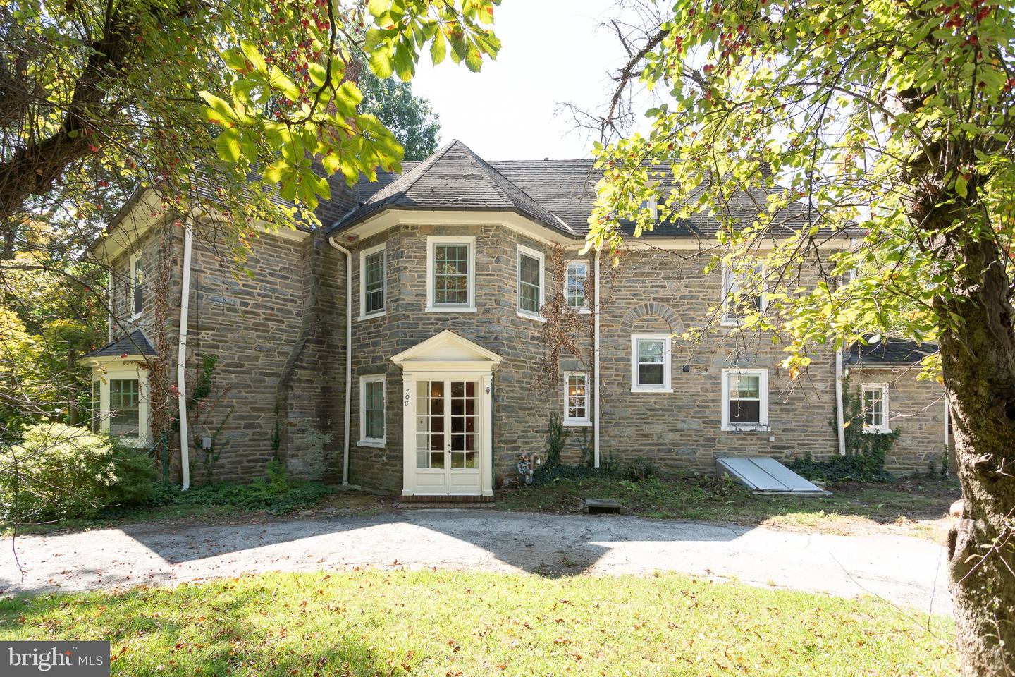708 OLD LANCASTER RD # Property Photo 1