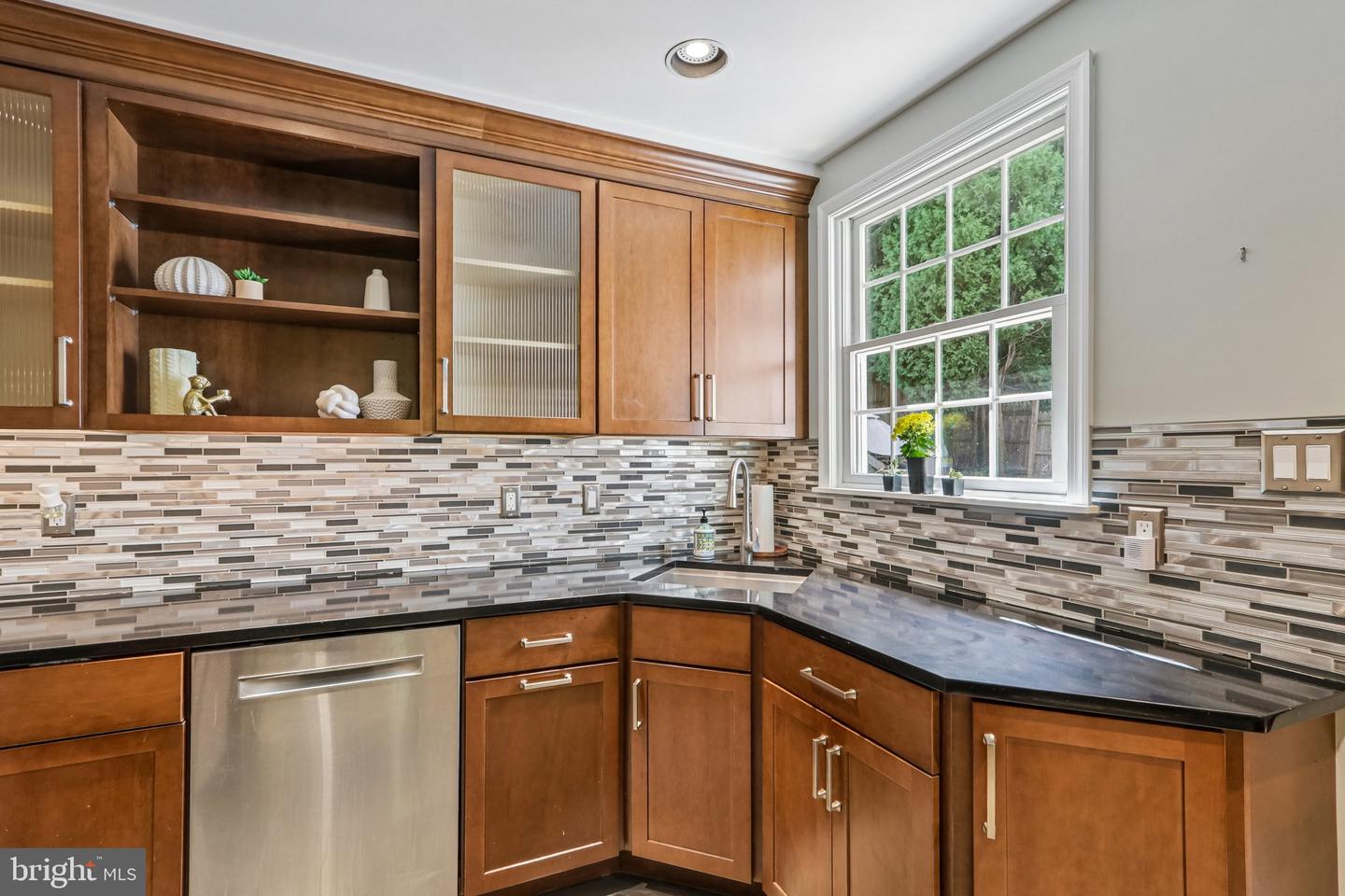 8125 Heacock Ln # Property Photo 15