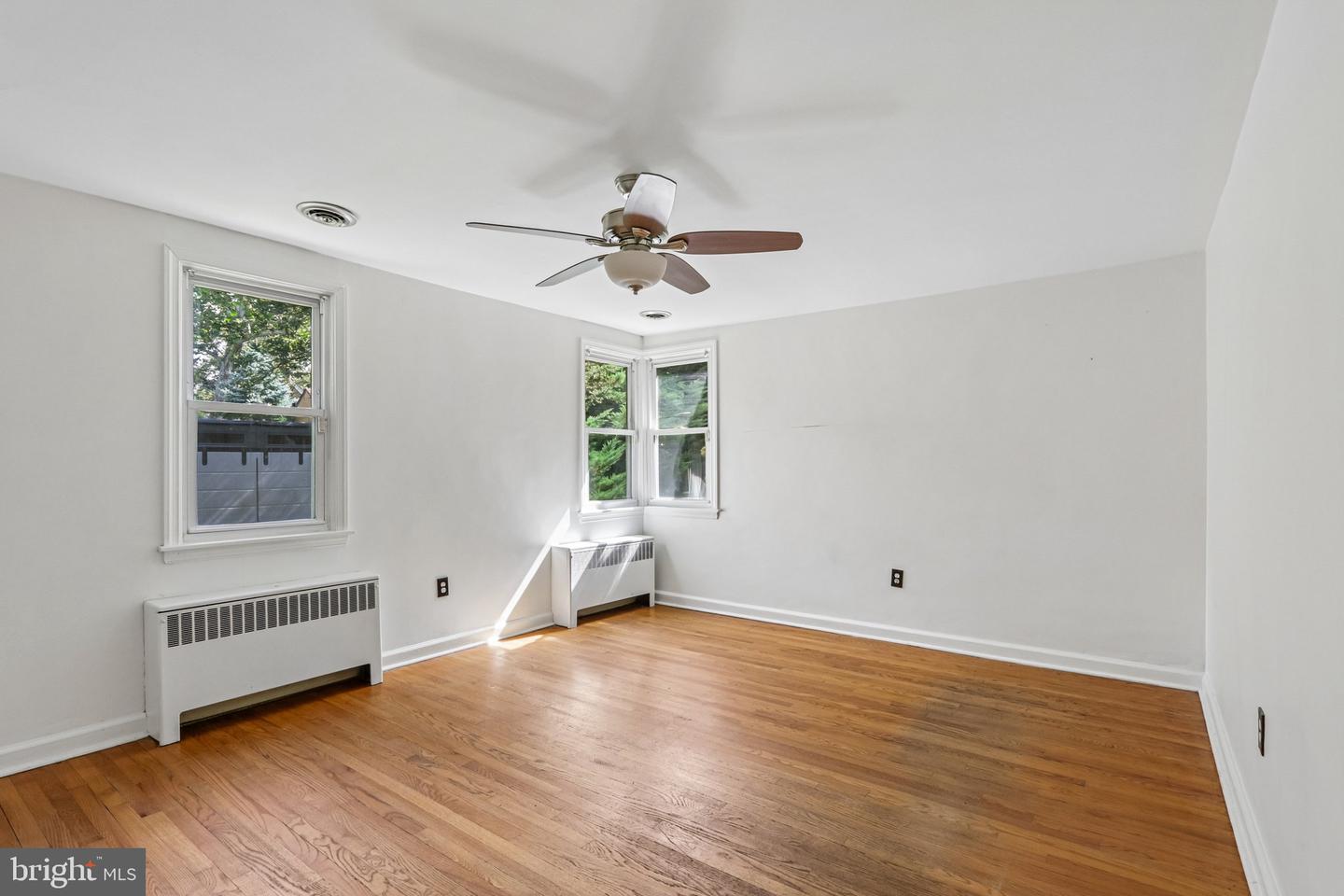 8125 Heacock Ln # Property Photo 19
