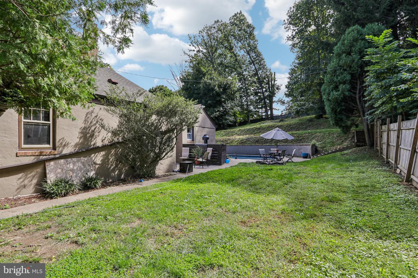 8125 Heacock Ln # Property Photo 35