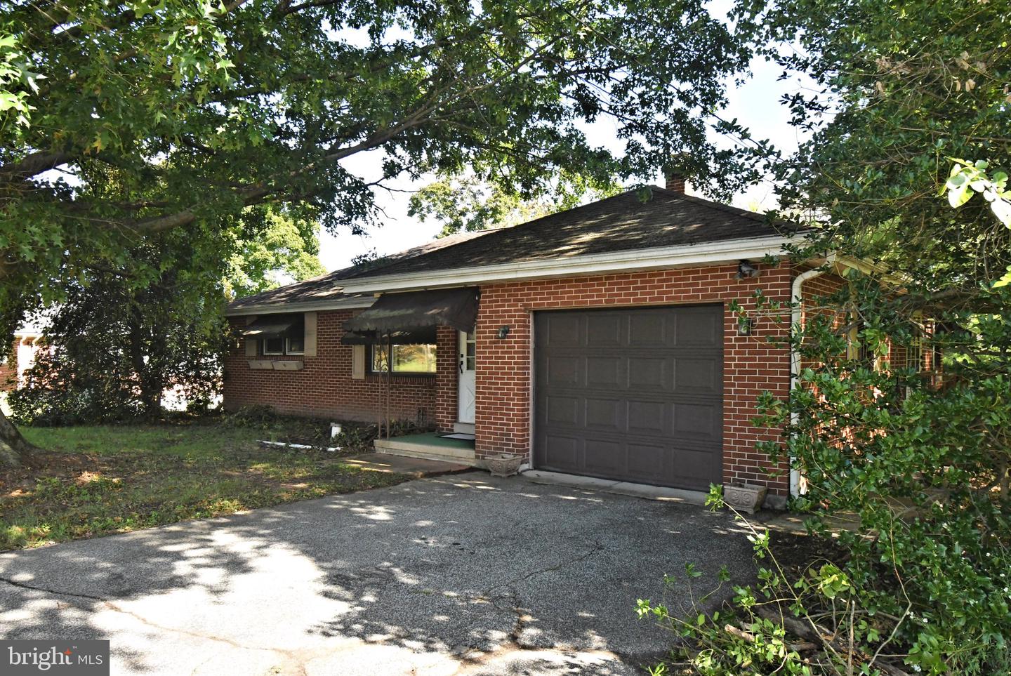 2105 Swamp Pike # Property Photo 1