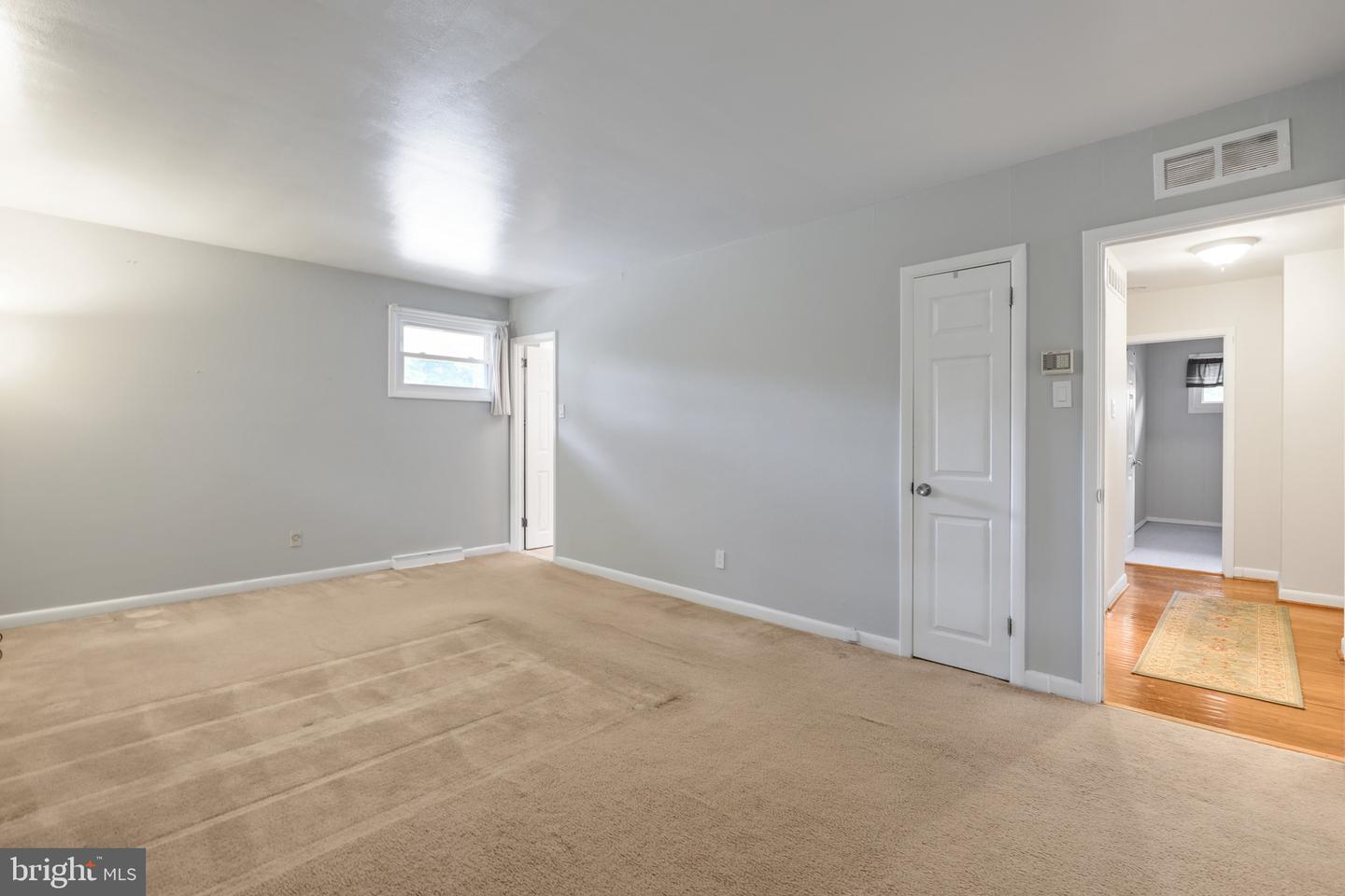 7909 Rodgers Rd # Property Photo 18