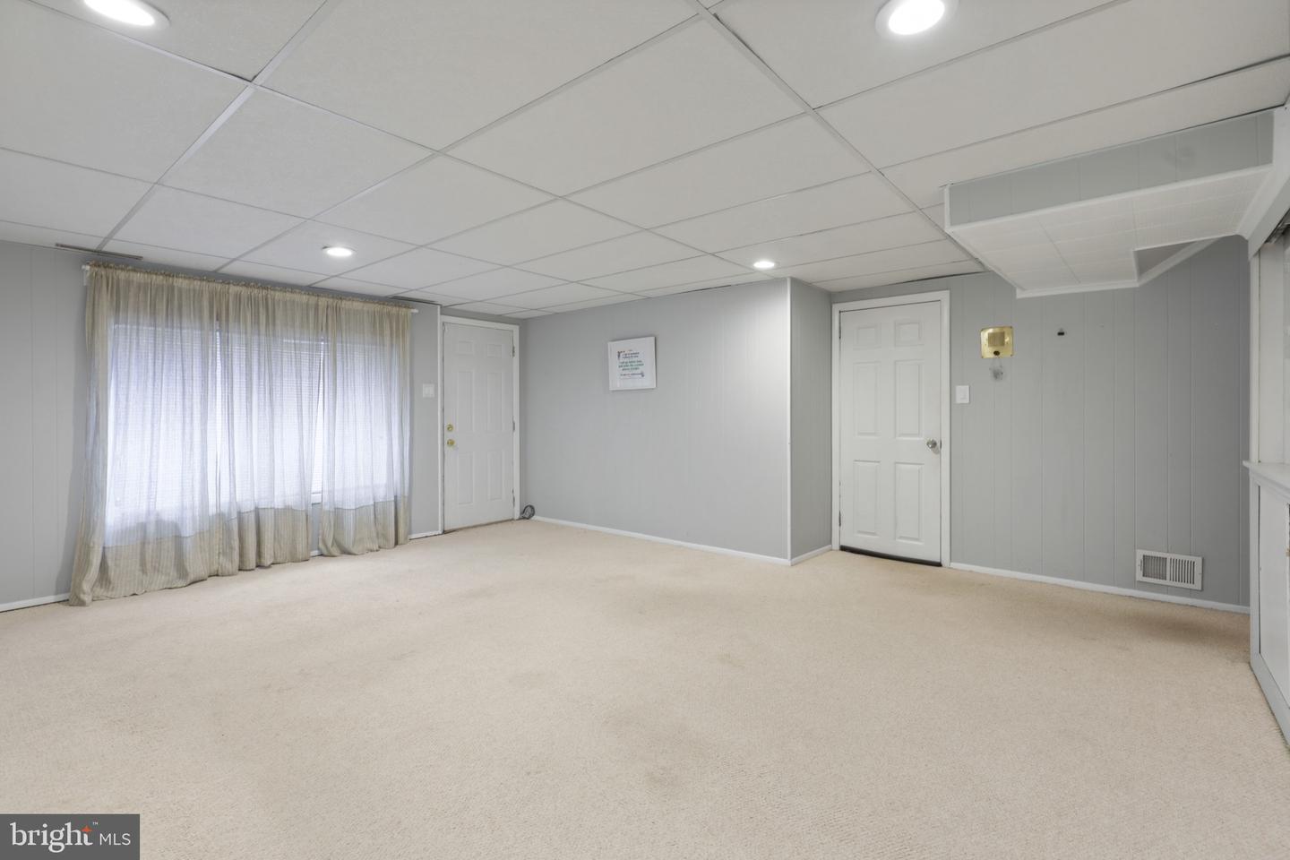 7909 Rodgers Rd # Property Photo 21