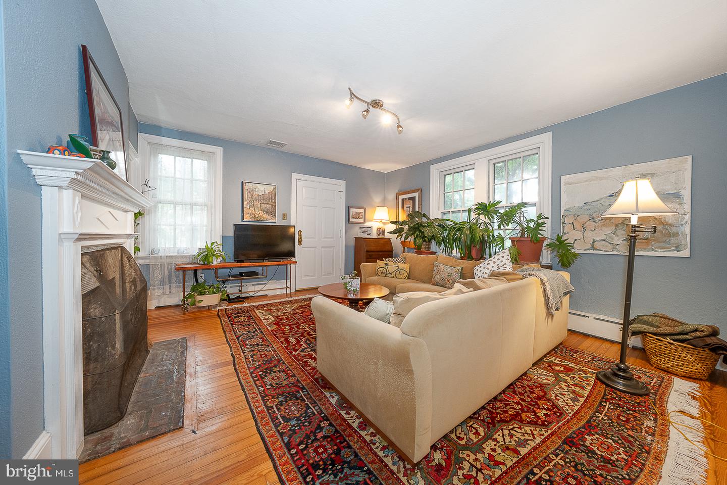 1294 Montgomery Ave Property Photo 8