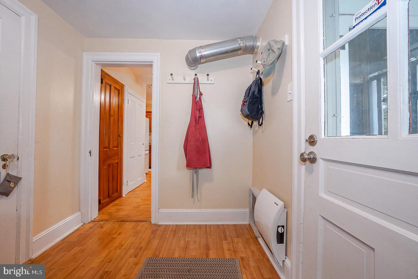 1294 Montgomery Ave Property Photo 21