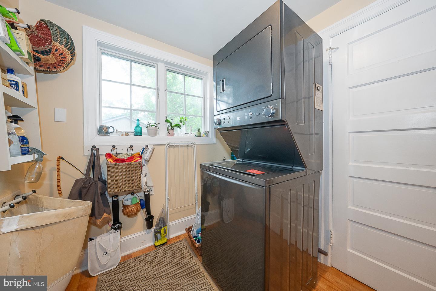 1294 Montgomery Ave Property Photo 22