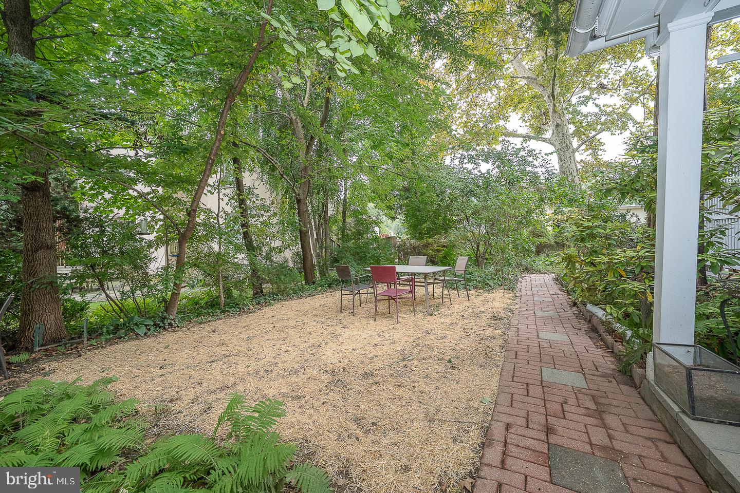 1294 Montgomery Ave Property Photo 42