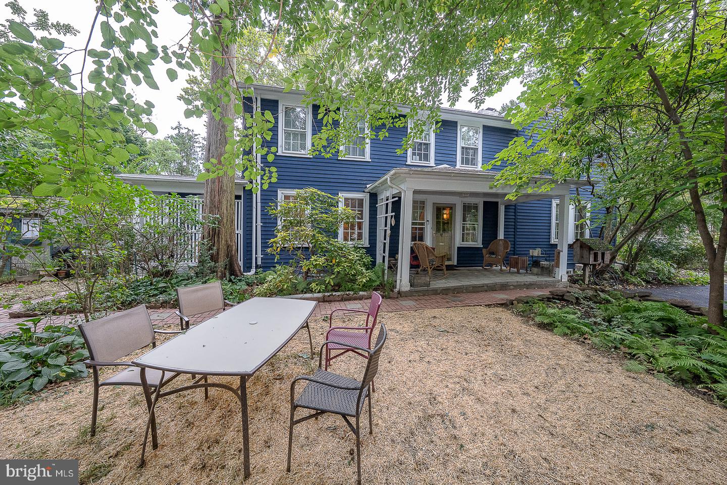 1294 Montgomery Ave Property Photo 43