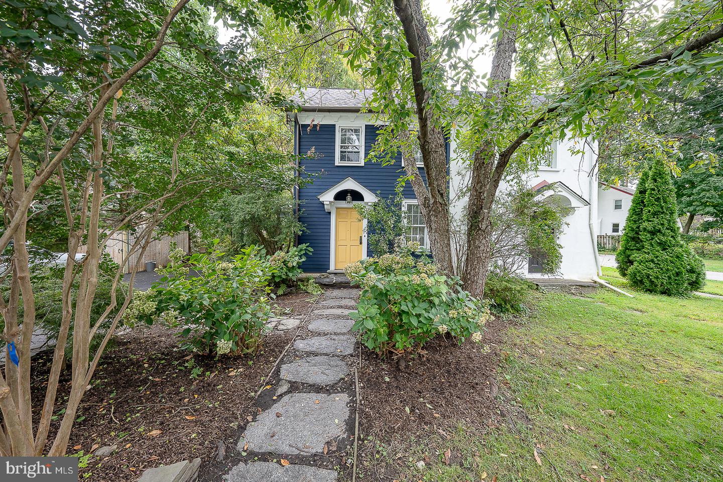1294 Montgomery Ave Property Photo 50