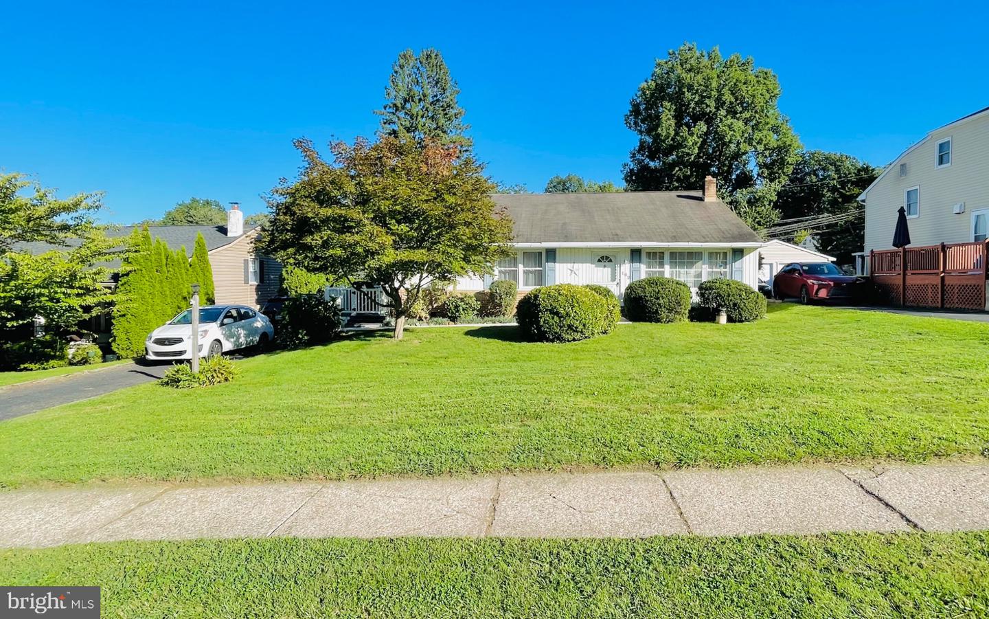 182 CAMPMEETING RD # Property Photo 1