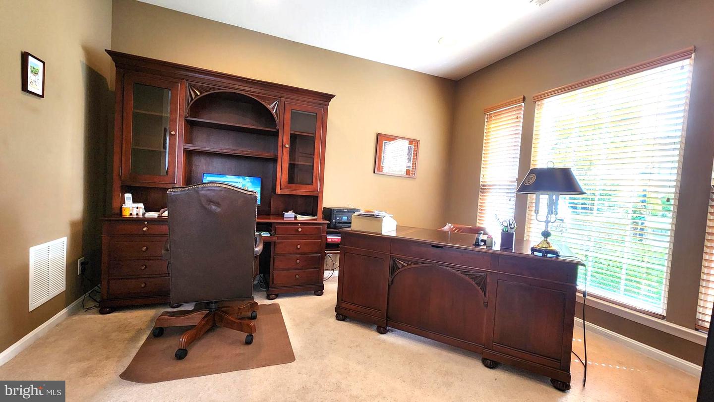 715 Twining Way # Property Photo 6