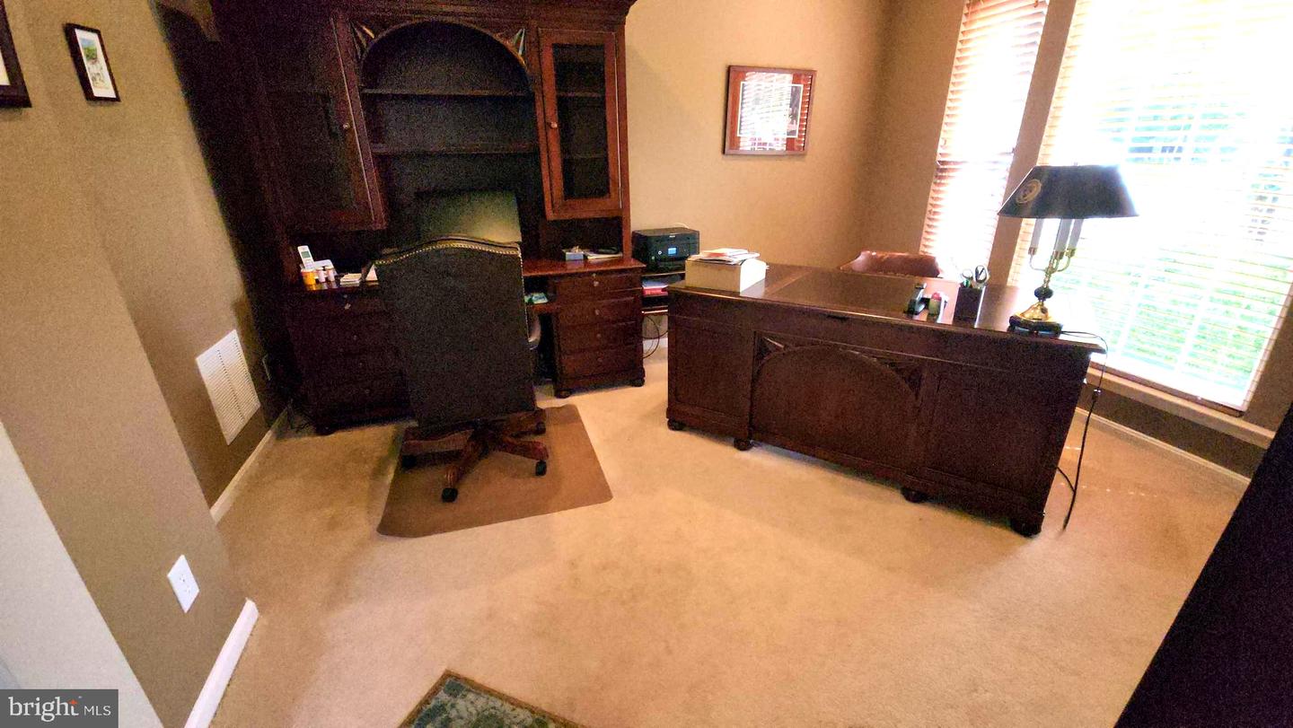 715 Twining Way # Property Photo 8