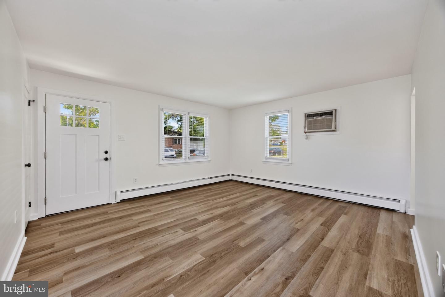 822 Brookside Ave # Property Photo 8