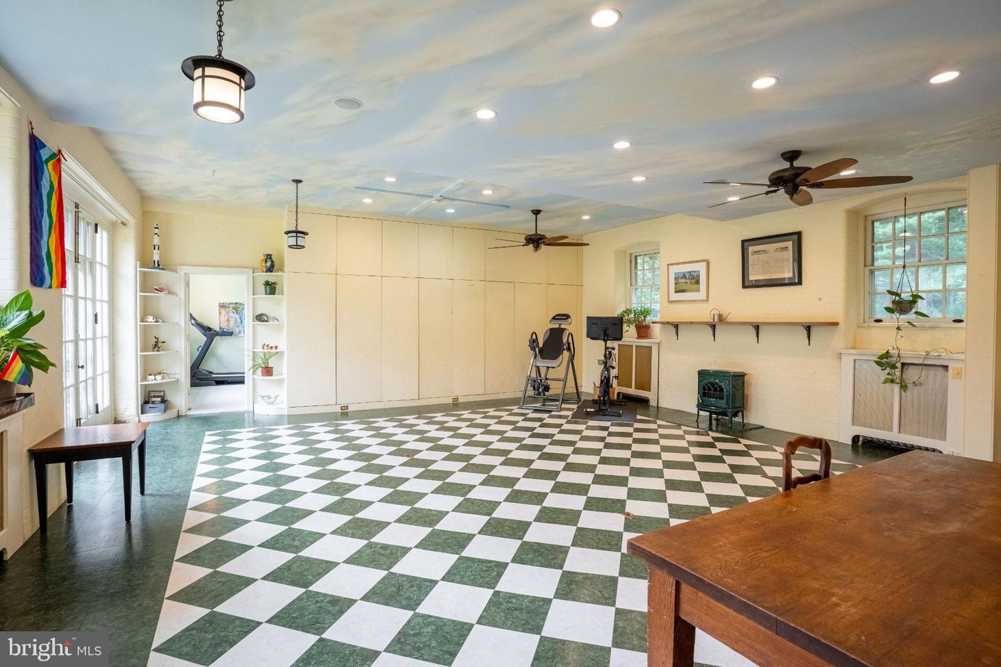 1681 E Willow Grove Ave # Property Photo 17