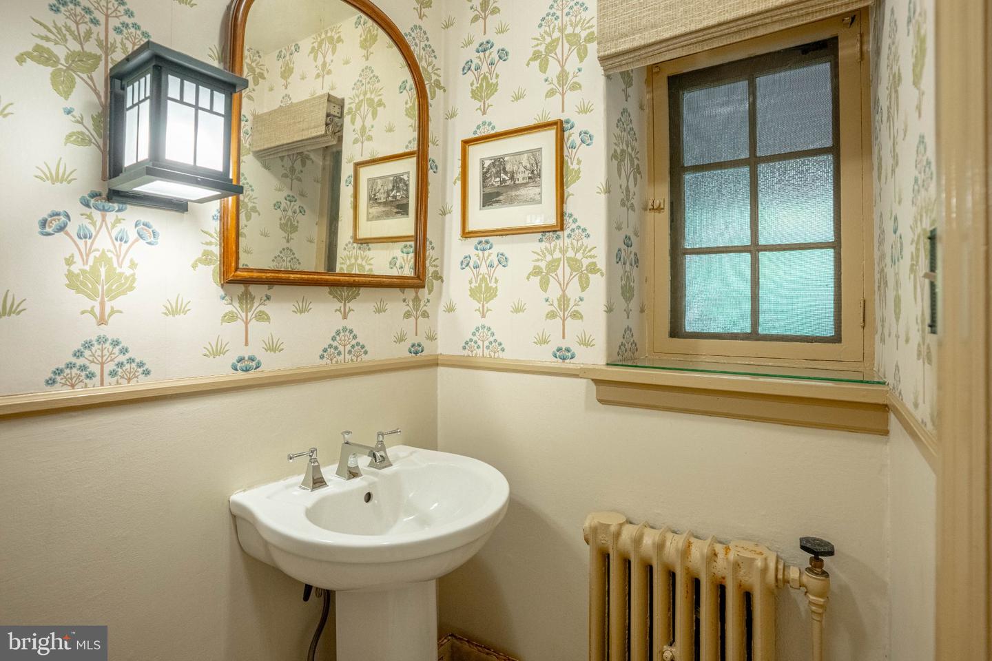 1681 E Willow Grove Ave # Property Photo 20