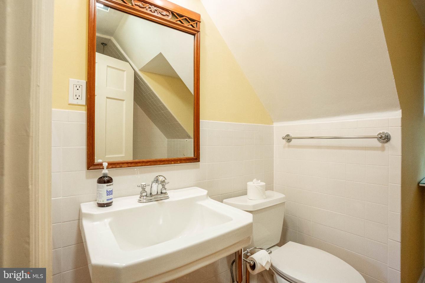 1681 E Willow Grove Ave # Property Photo 37