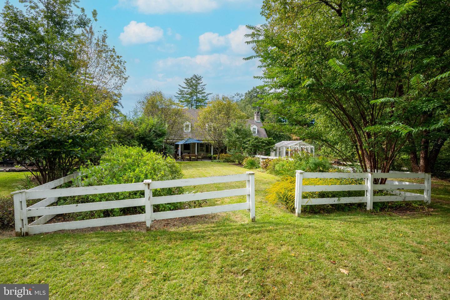 1681 E Willow Grove Ave # Property Photo 52