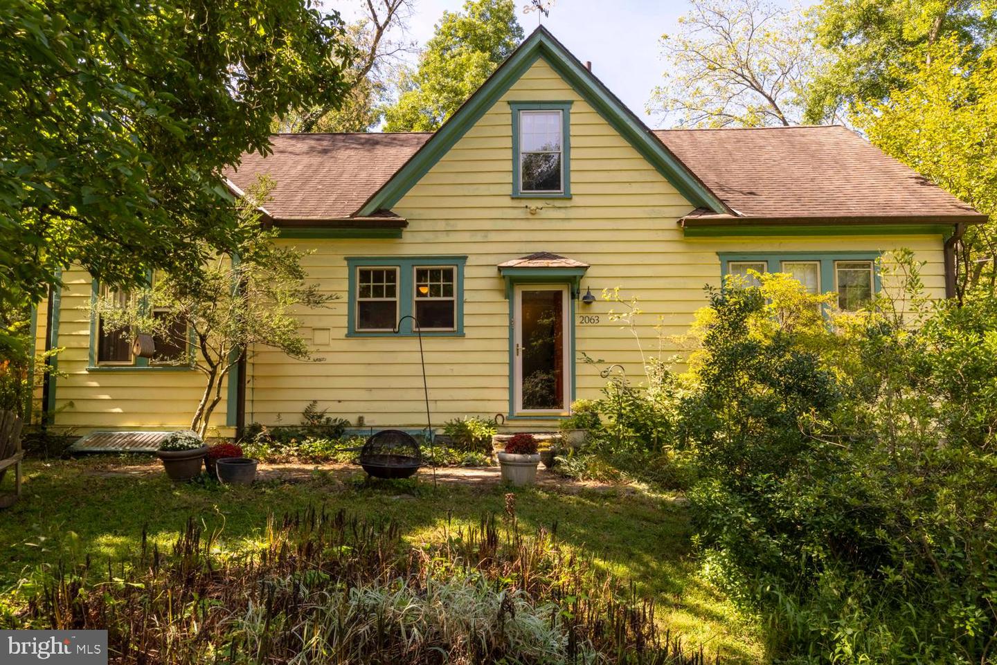 2063 Harts Ln # Property Photo 1