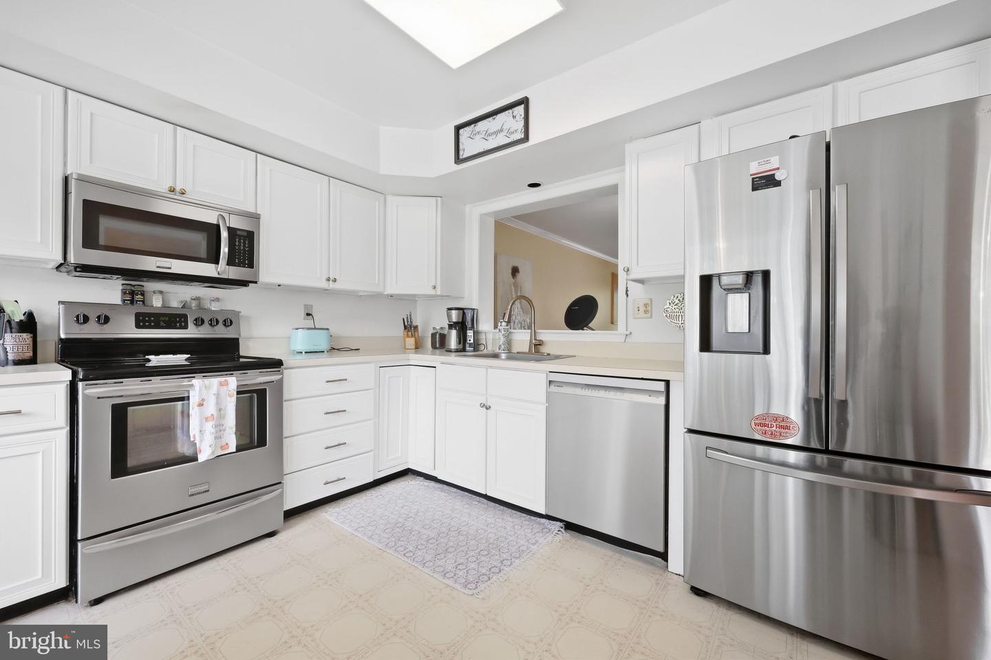 3041 Mitchell Ct # Property Photo 8
