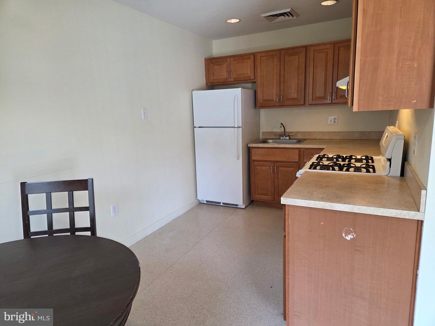 1600 Church Rd #b-301 Property Photo 14