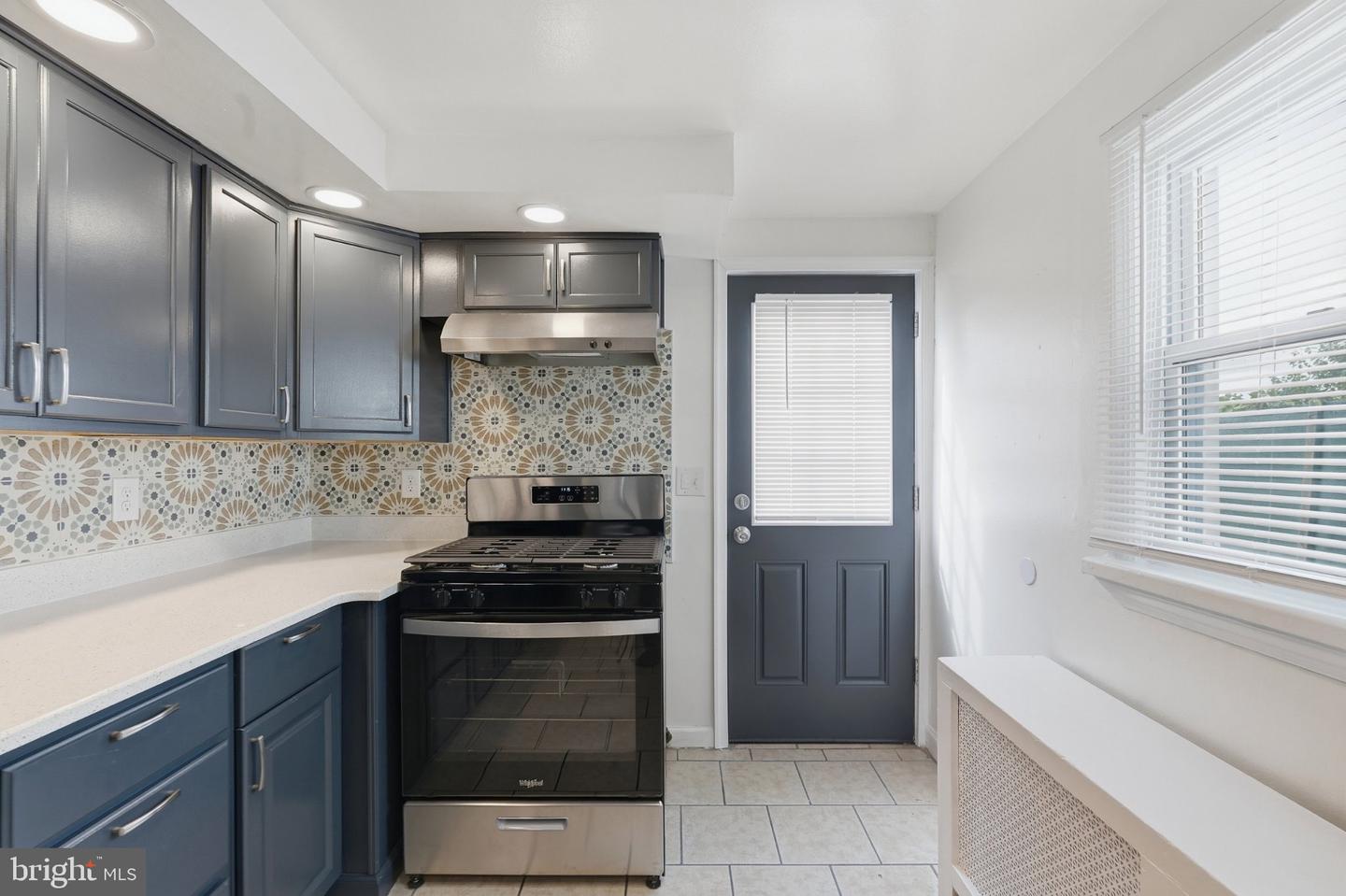 360 E Penn St # Property Photo 17
