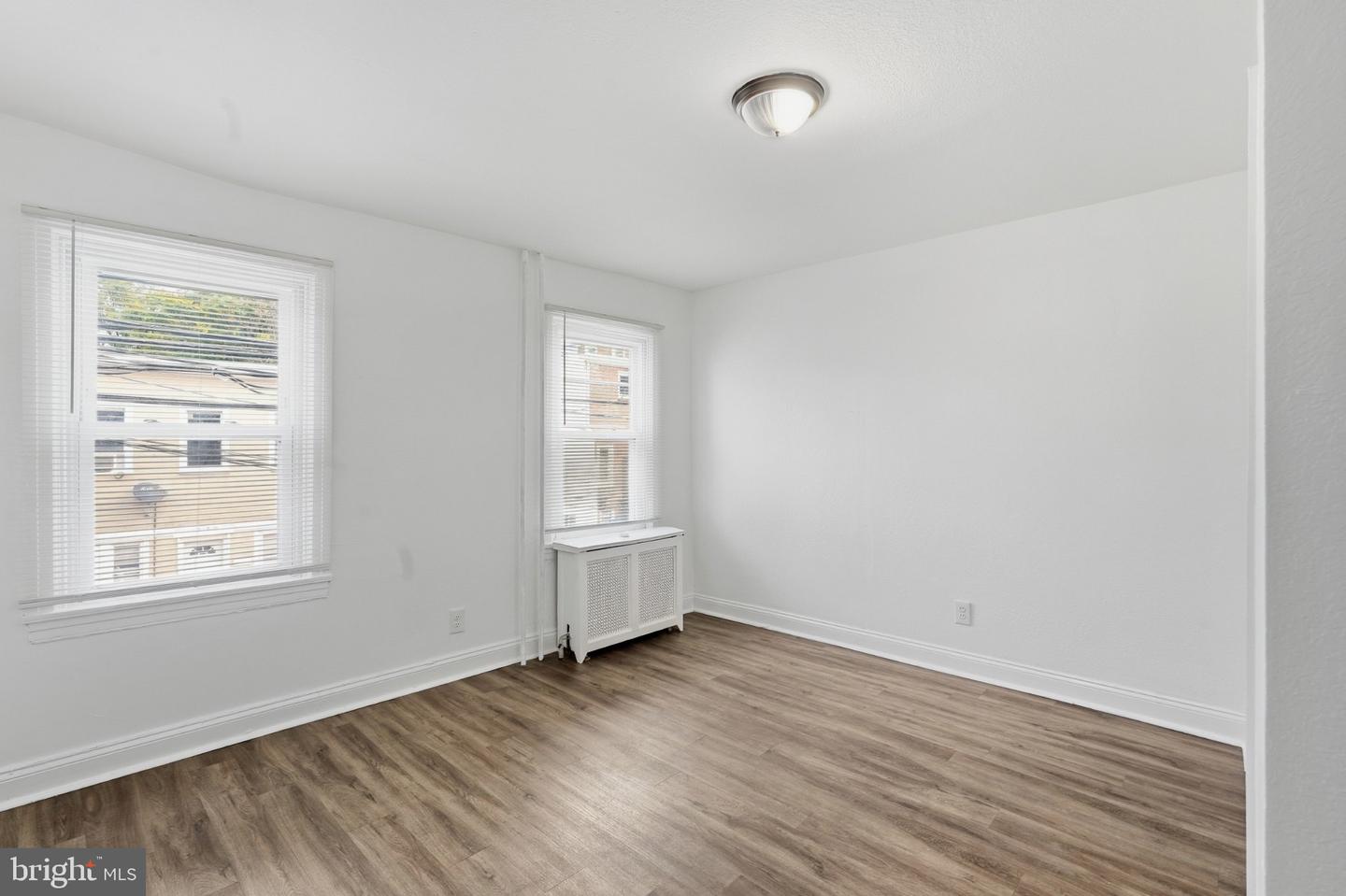 360 E Penn St # Property Photo 19
