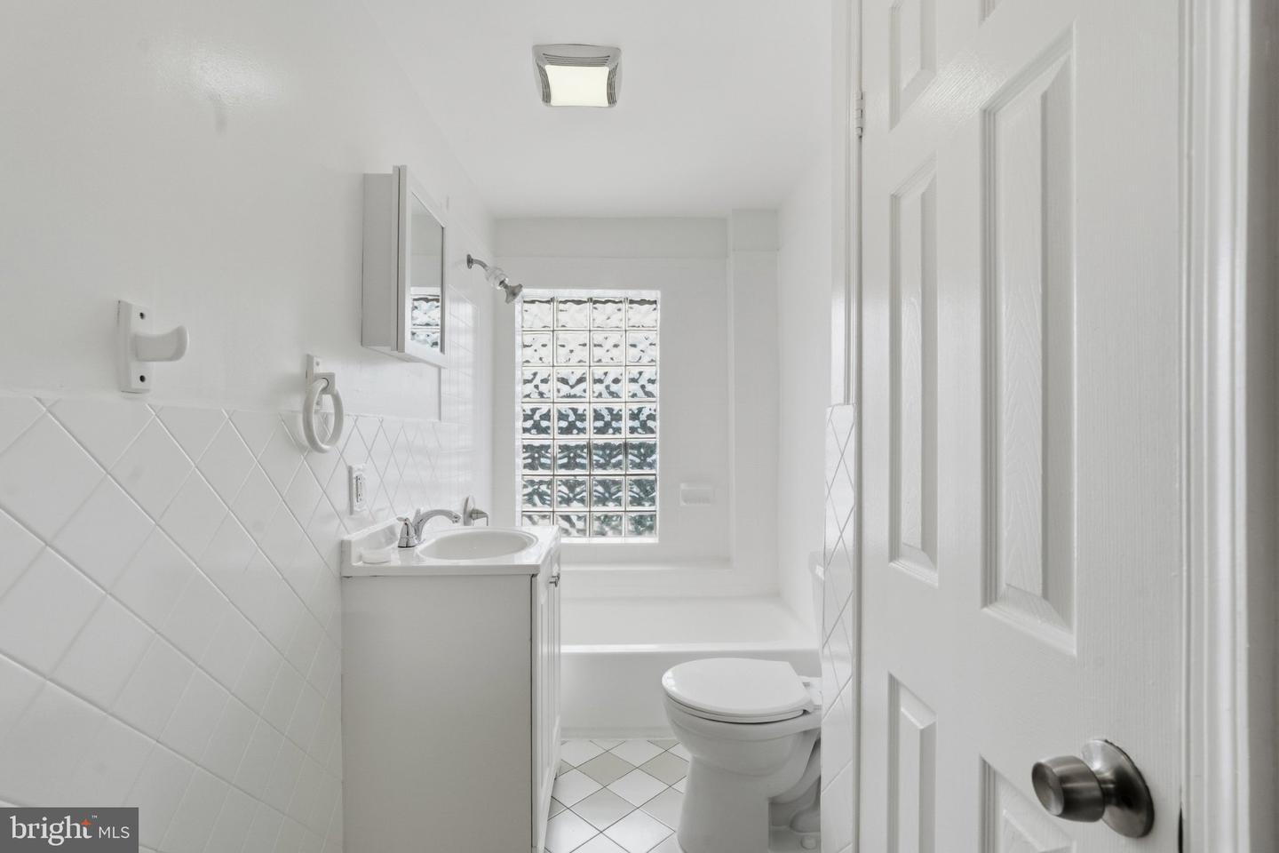 360 E Penn St # Property Photo 23