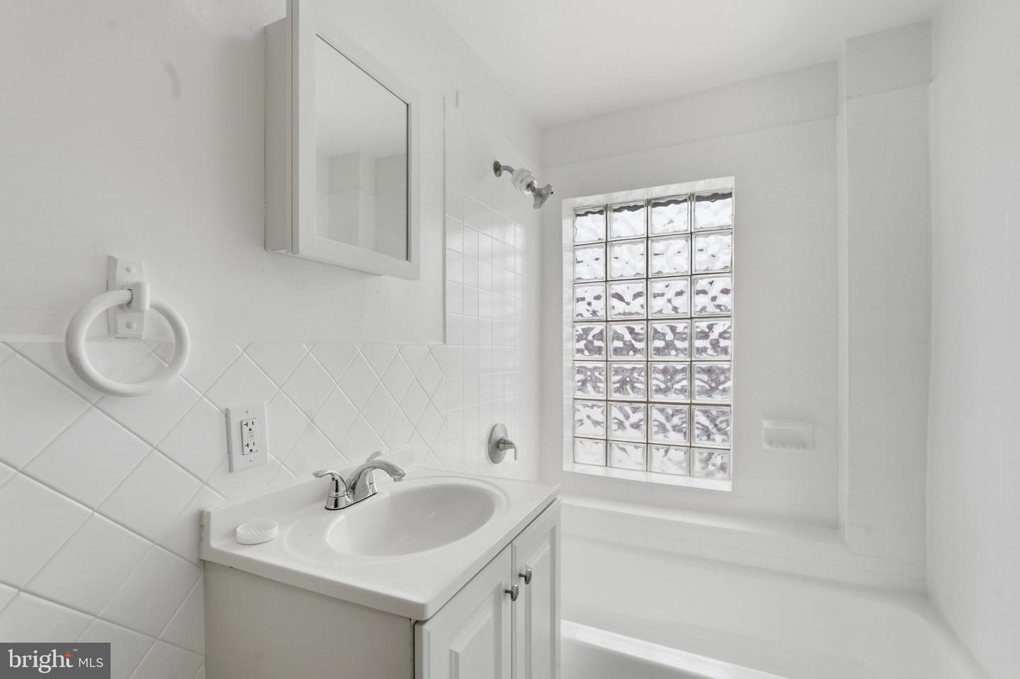 360 E Penn St # Property Photo 24