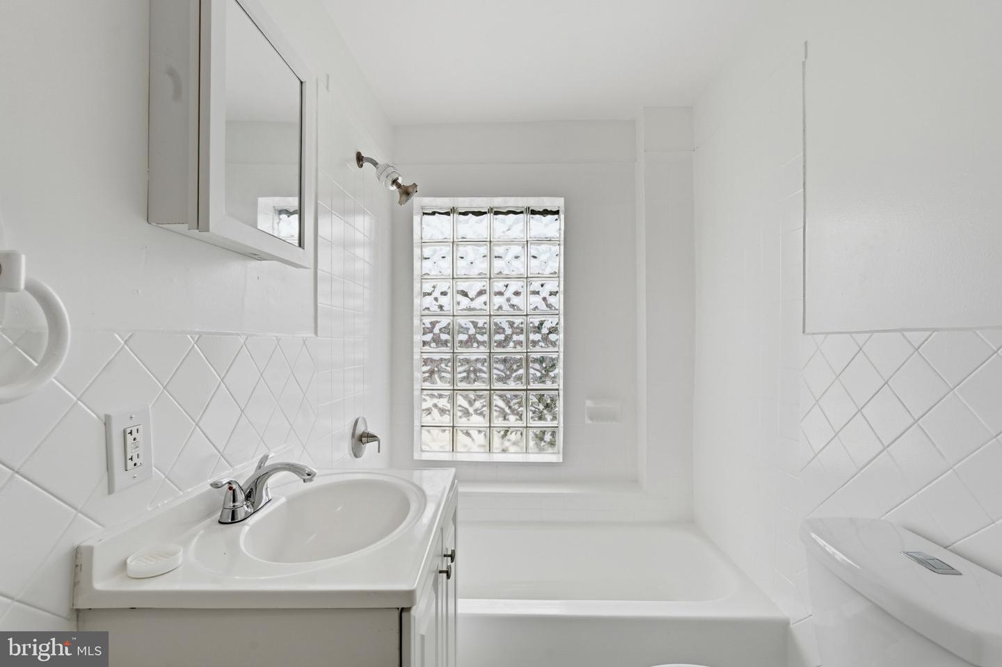 360 E Penn St # Property Photo 25