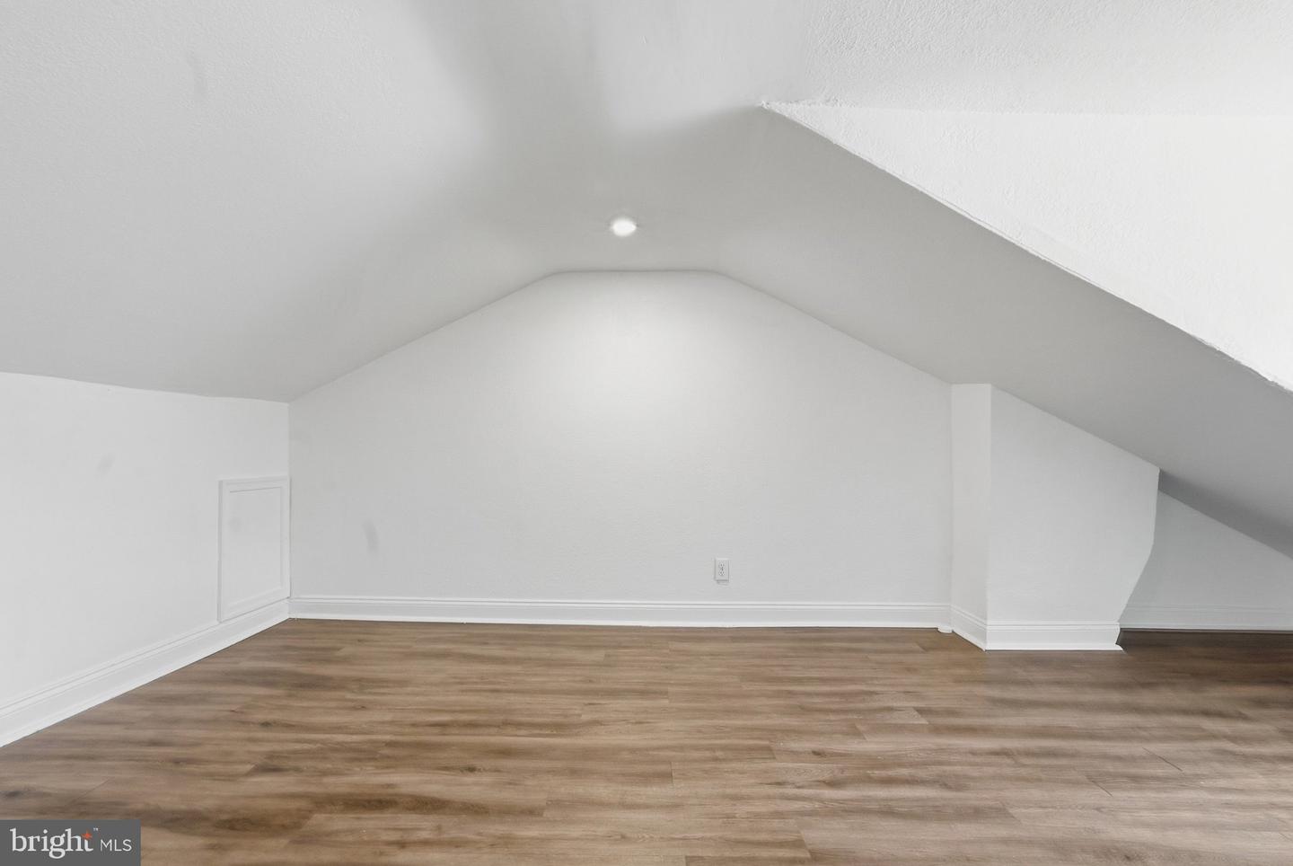 360 E Penn St # Property Photo 29