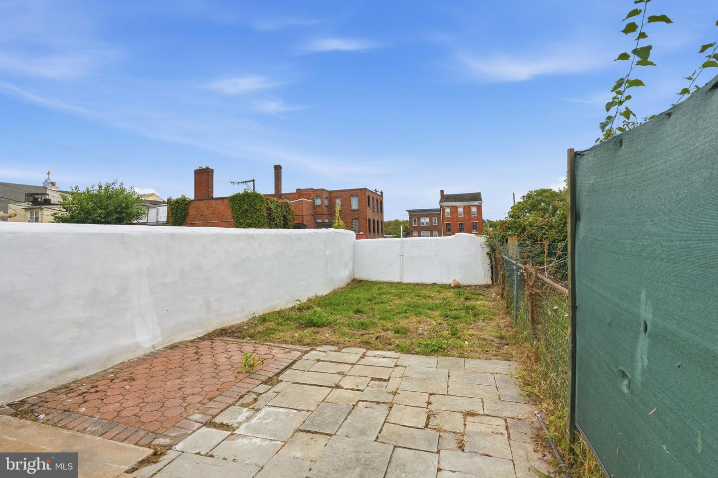 360 E Penn St # Property Photo 38