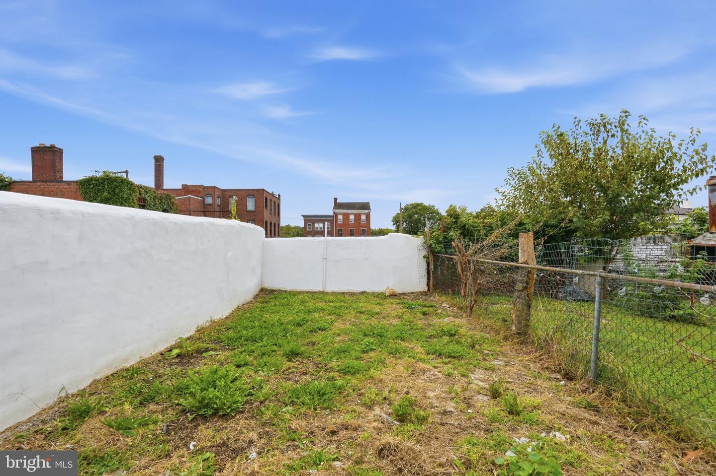 360 E Penn St # Property Photo 39
