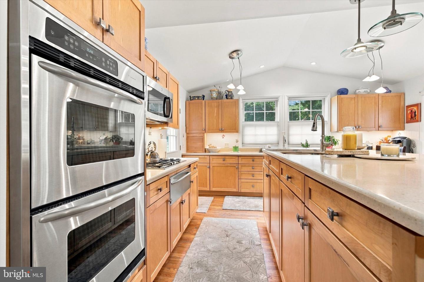 6109 W Mill Rd # Property Photo 10