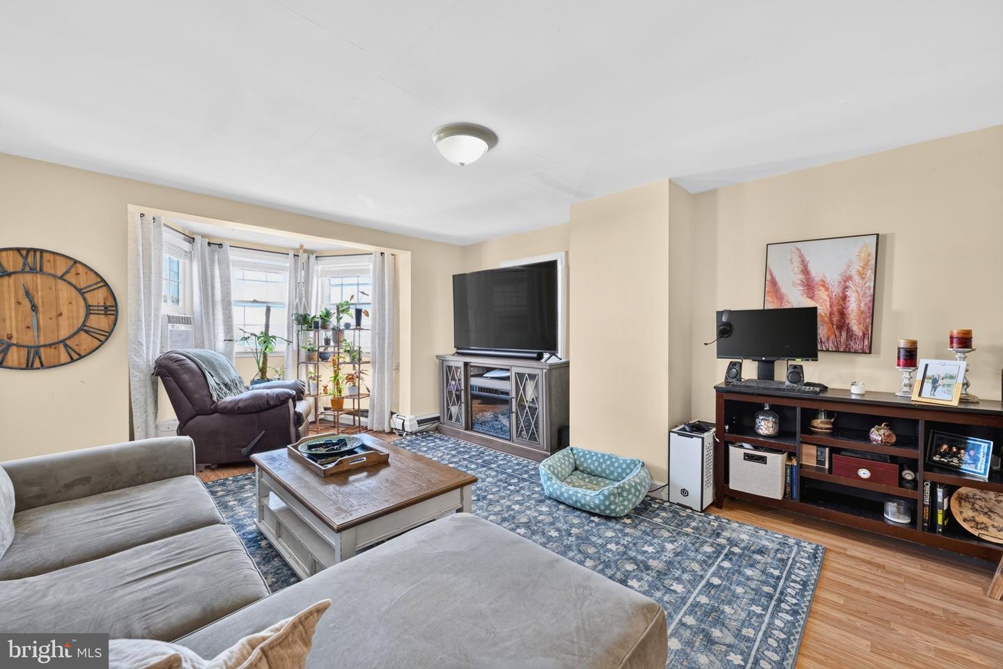 126 Poplar St Property Photo 6