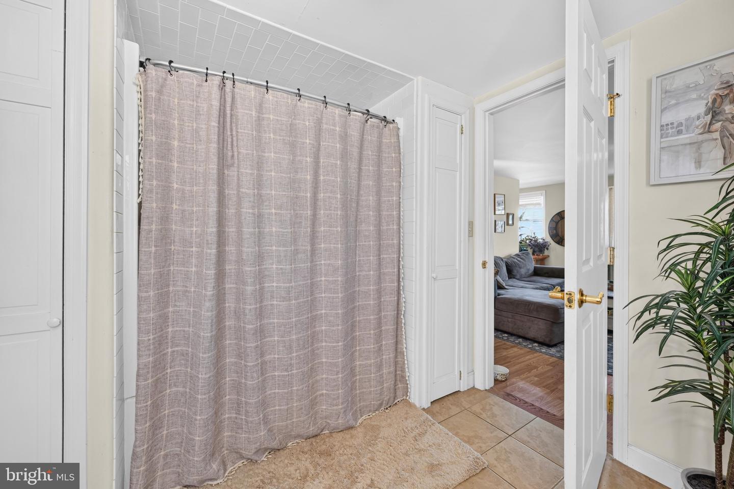126 Poplar St Property Photo 12