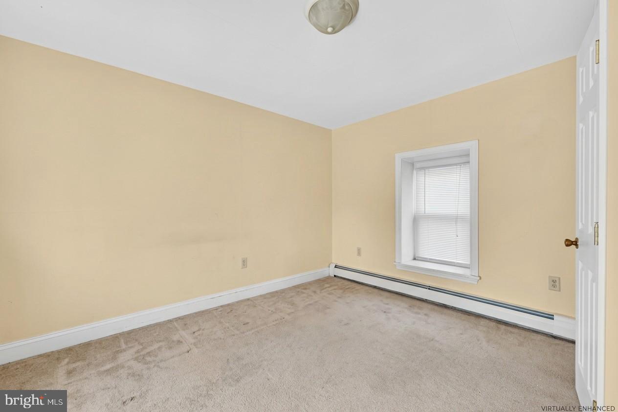 126 Poplar St Property Photo 14