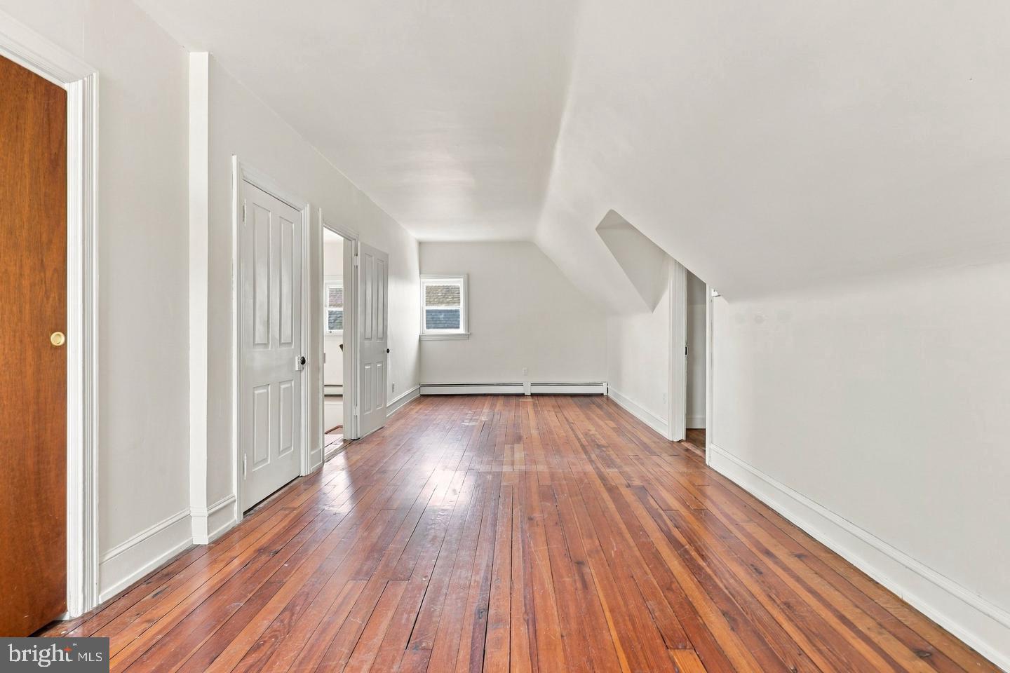 300 S Broad St Property Photo 33